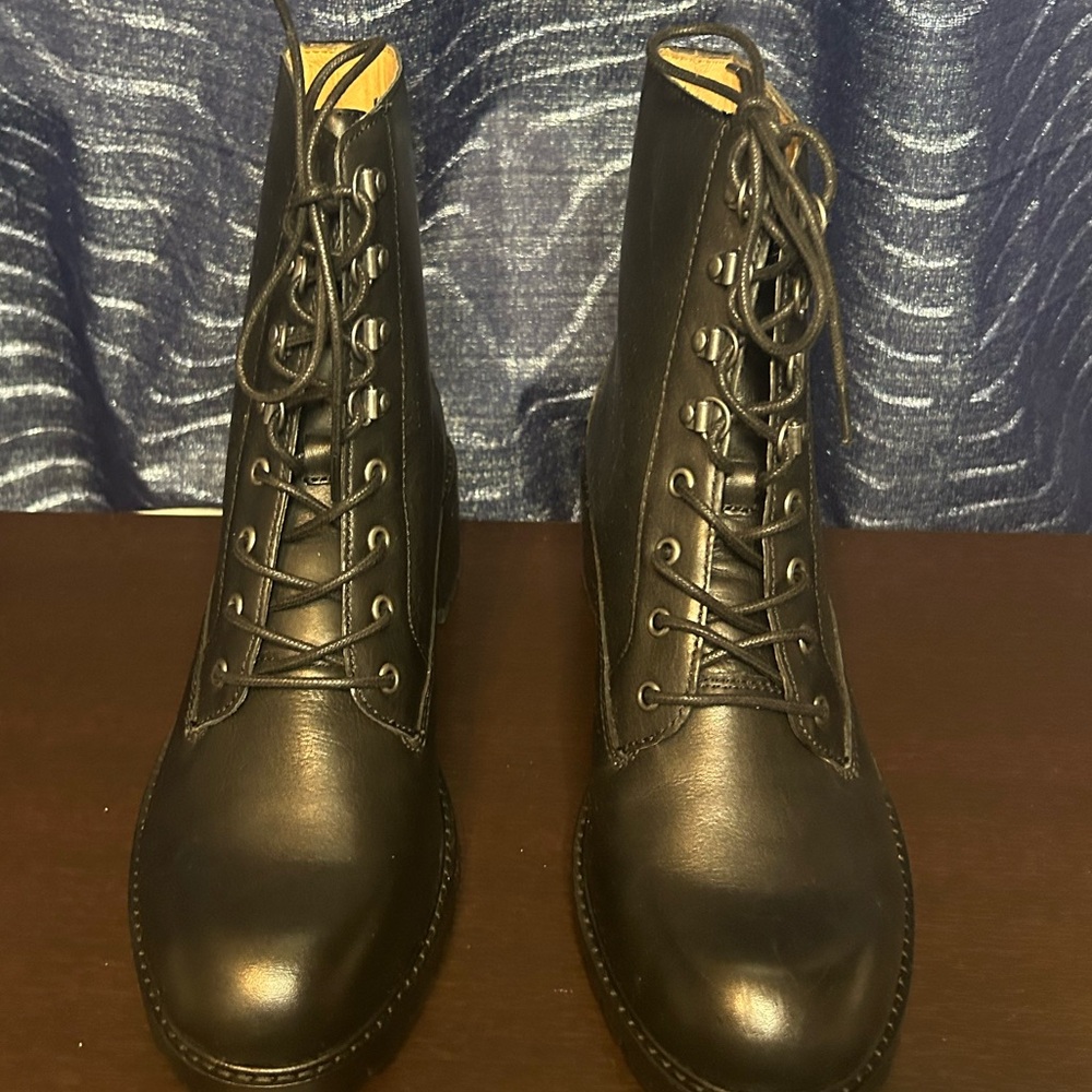 Madewell NWOB Chester lace-up boot - Picture 4 of 5